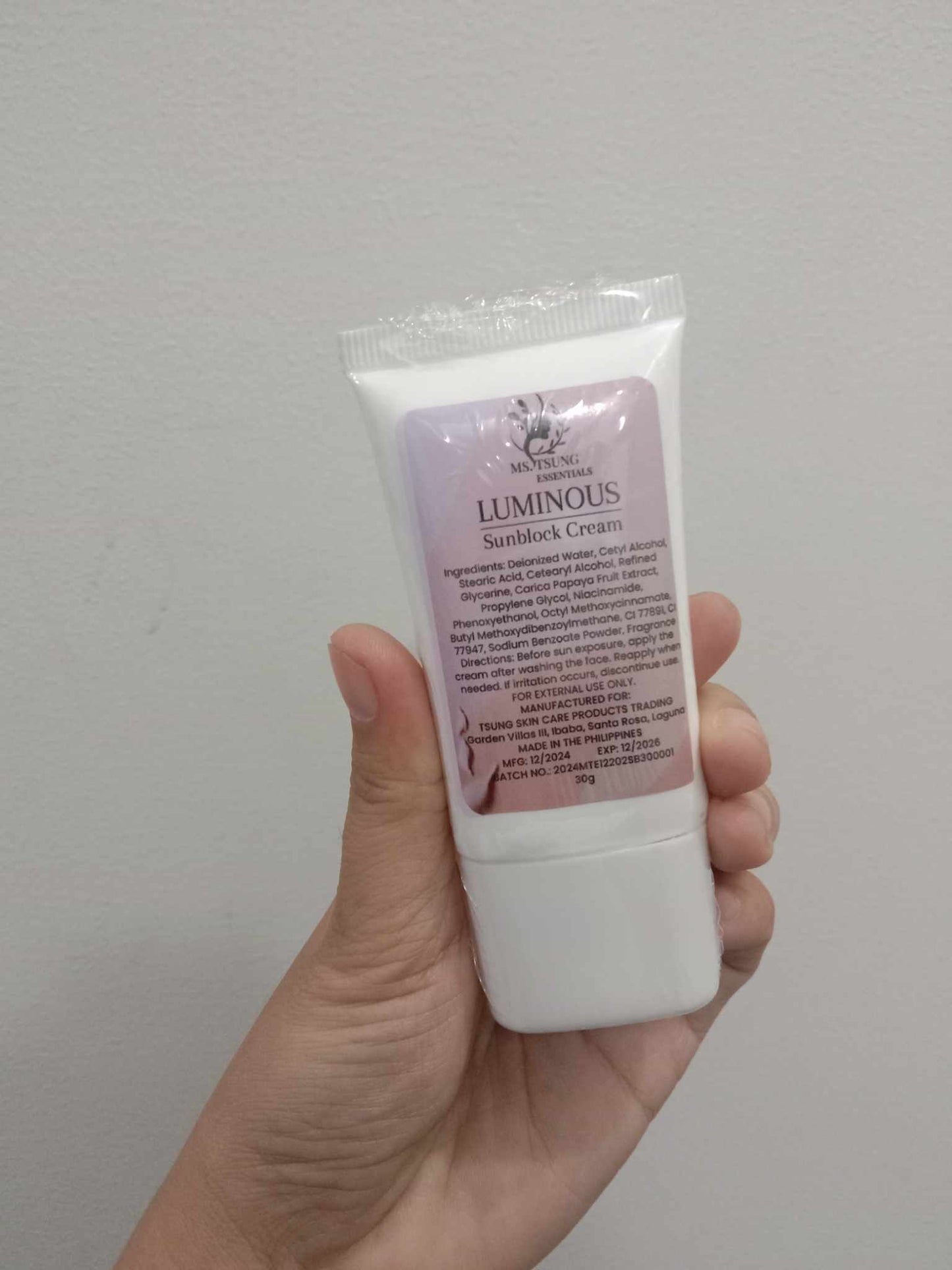 MS. TSUNG LUMINOUS SUNBLOCK CREAM SPF30 30G (SG READY STOCK)