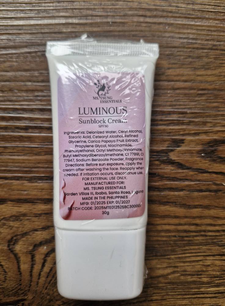 MS. TSUNG LUMINOUS SUNBLOCK CREAM SPF30 30G (SG READY STOCK)