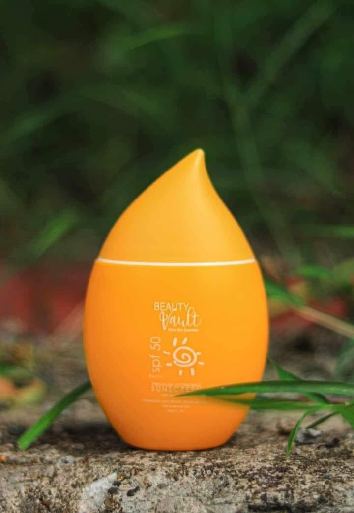 ✨Beauty Vault Premium Hydrating Sunblock SPF50 50g Sunscreen✨
