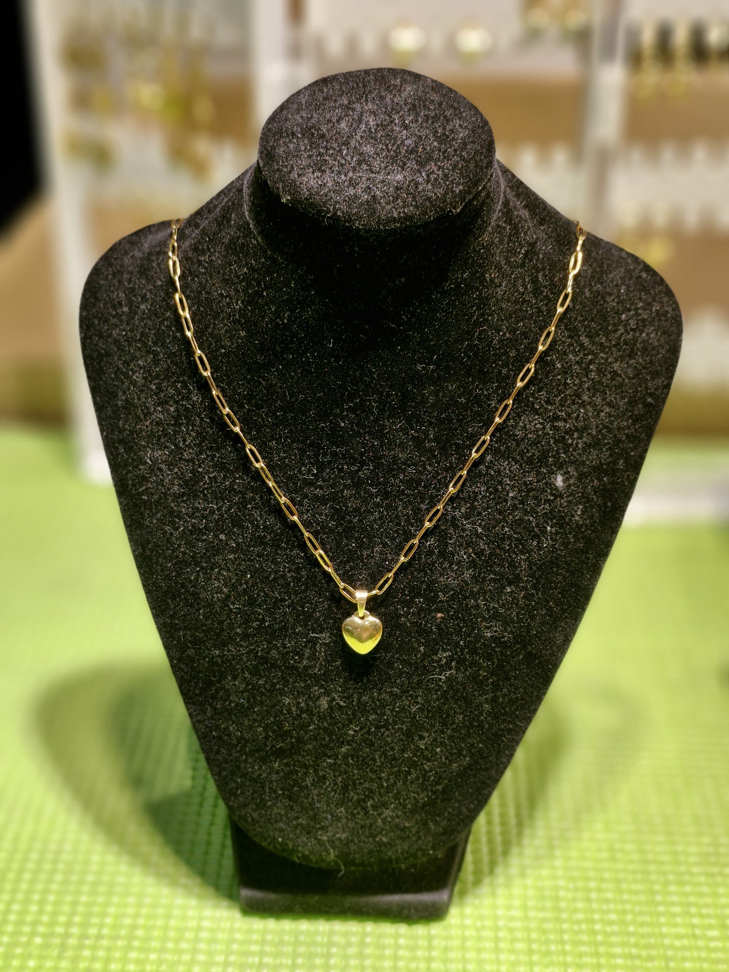 Elegant Heart Pendant Necklace – 14 Karat Thailand Gold