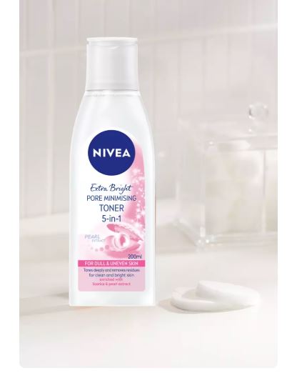 Nivea Extra Bright Pore Minimising 5in1 Toner 200ml