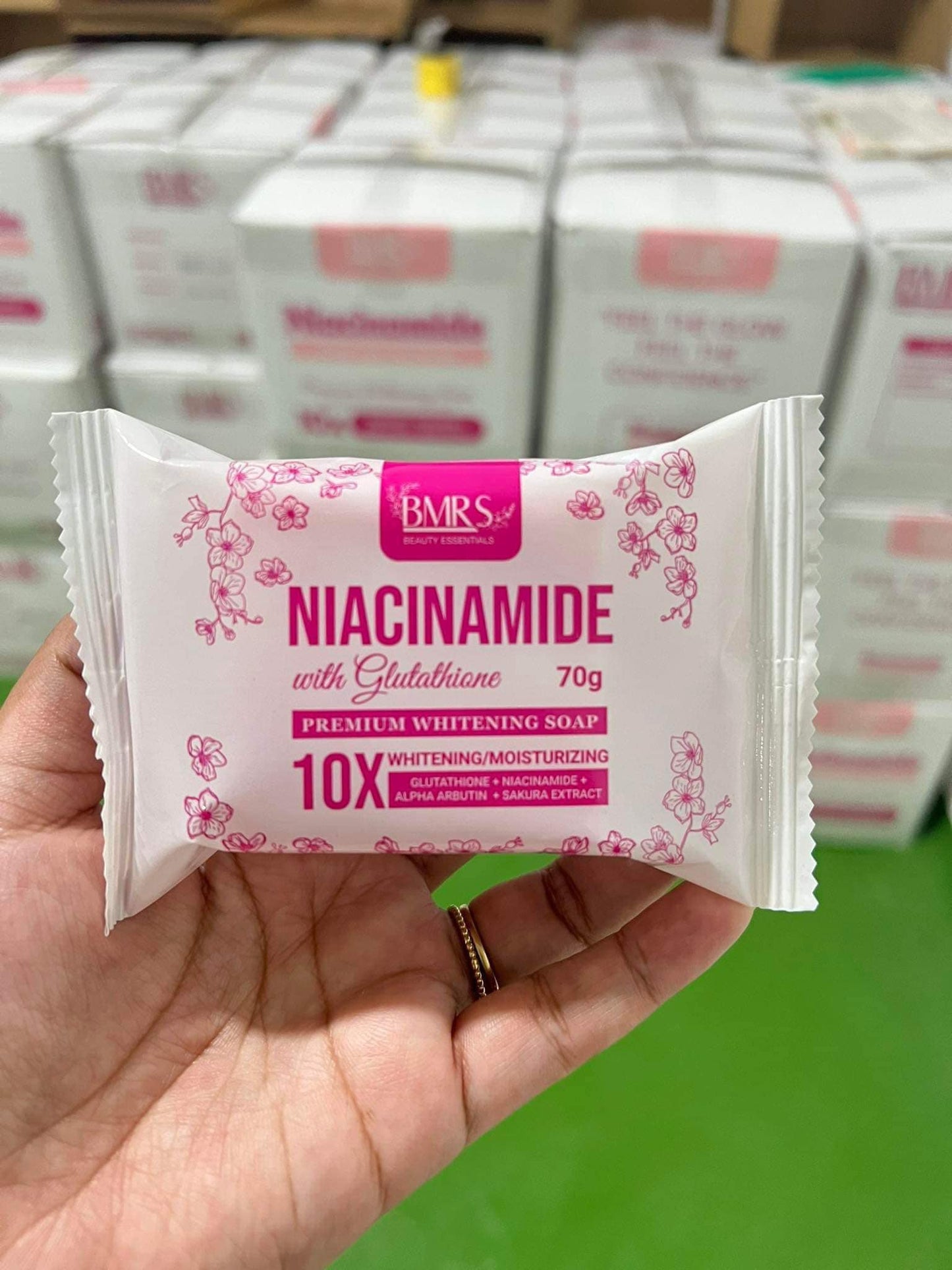BMRS NIACINAMIDE GLUTA SOAP 10X WHITENING & MOISTURIZING - Filipino Favorite